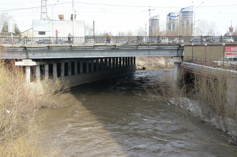 В Барнауле первая волна паводка проходит в два этапа