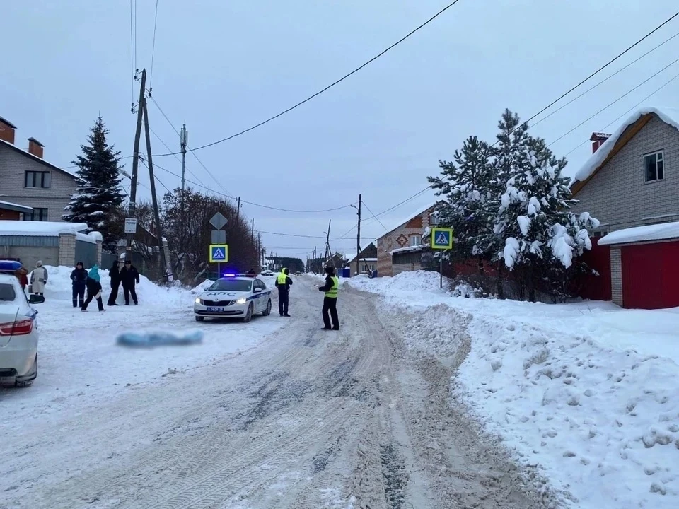 Девушка переходила дорогу по нерегулируемому пешеходному переходу. Фото: 1 отдел УГИБДД по Удмуртии