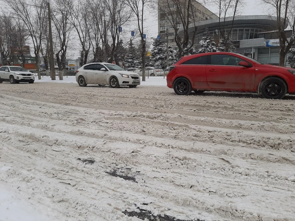 Водителей предупредили об ухудшении погоды из-за снегопада