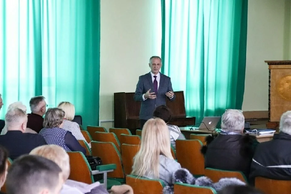 Проект представил генеральный директор акционерного общества «Цифровые платформы и решения Умного города» Алексей Голубев. Фото: газета «Республика»