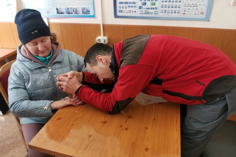 Подбирайте тщательнее ювелирные украшения. Фото: КГКУ ЦОД