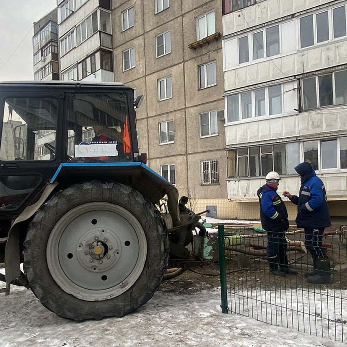 Больше 10 домов в Барнауле остались без воды из-за коммунальной аварии -  KP.RU