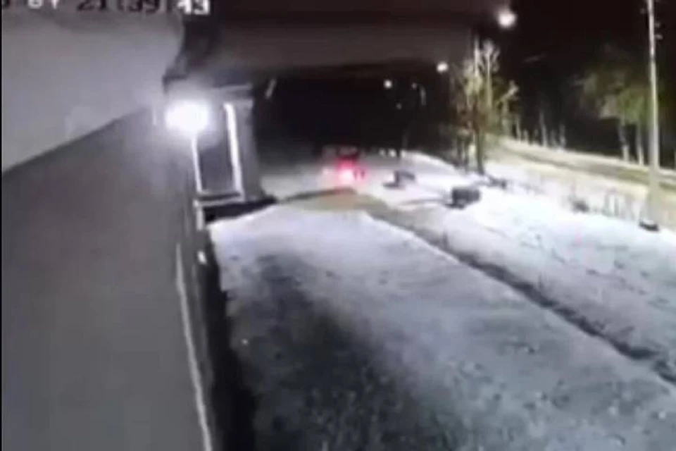 попытка поджога. подожгли военкомат. поджог военкомата в нижневартовске. поджог военкомата в мухоршибири. попытка поджога.