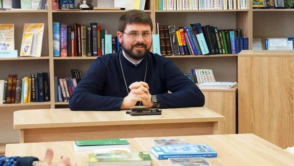Антоний Скрынников - священник, сектовед.