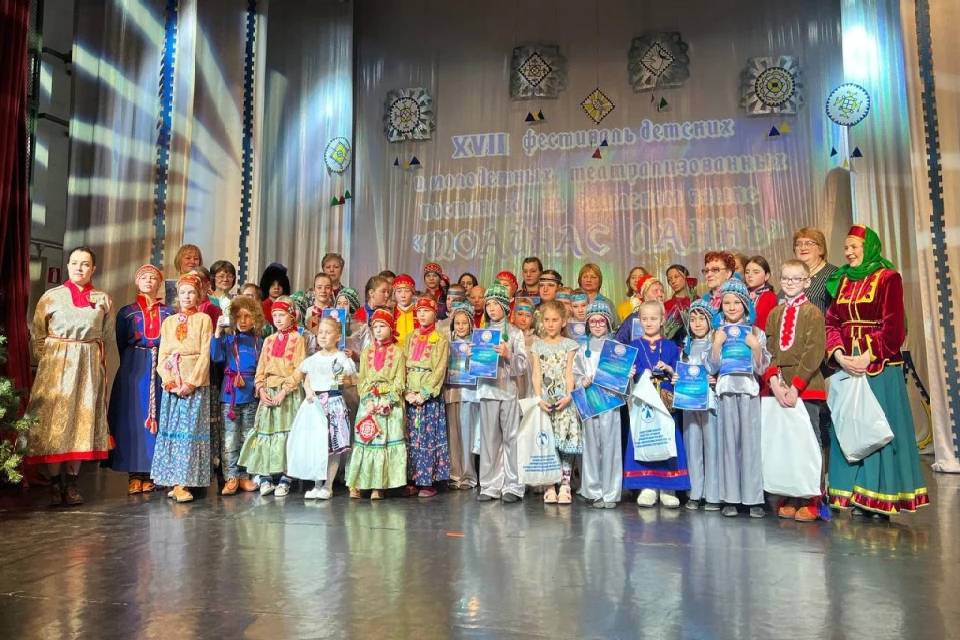 На фестивале выступят юные актеры и чтецы Заполярья, которые представят богатство культурного наследия саами. Фото: gov-murman.ru/