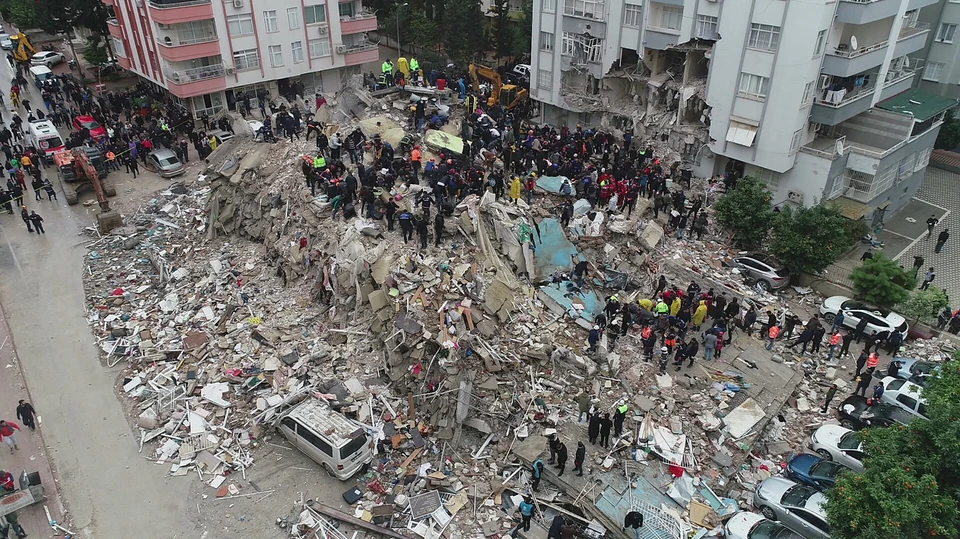 Глава МВД Турции сообщил о гибели более 6,6 тысячи иностранцев из-за землетрясений