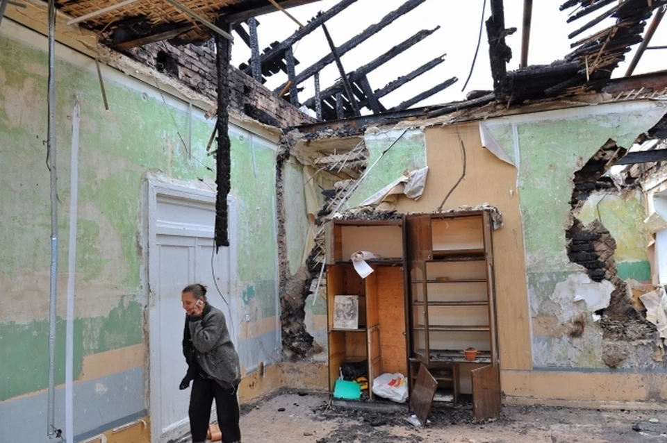 Донецк. Разрушенное здание школы №33