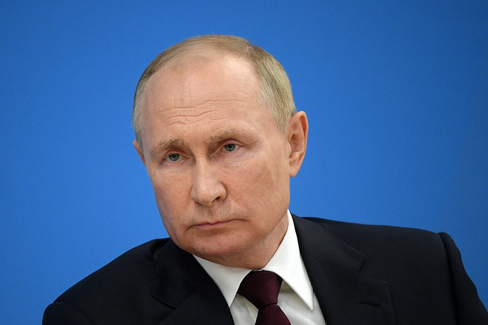 Путин провел совещание в командном пункте СВО.