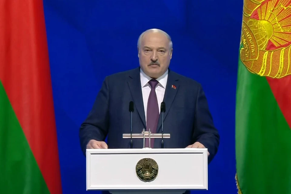 Александр Лукашенко выступает 31 марта с посланием народу и парламенту. Фото: стоп-кадр видеотрансляции выступления