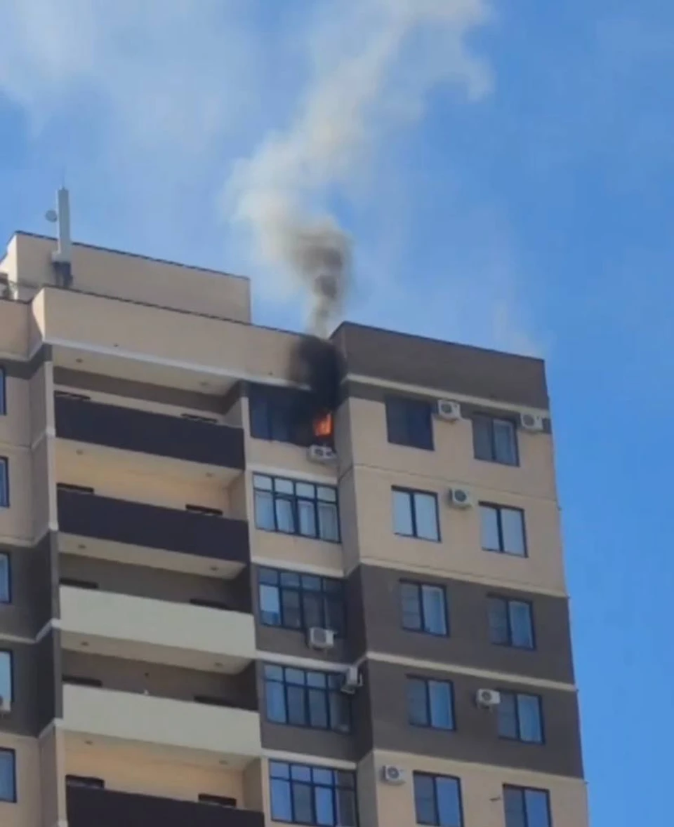 При ликвидации пожара в многоэтажке никто не пострадал. Фото: социальные сети.