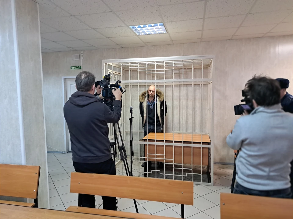 Фото из зала суда