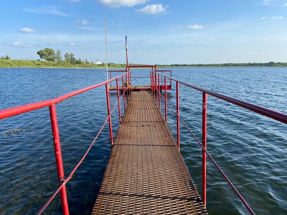 Вместе с тем в южных районах и Тюмени порывы ветра усилятся до 24 километров в час.