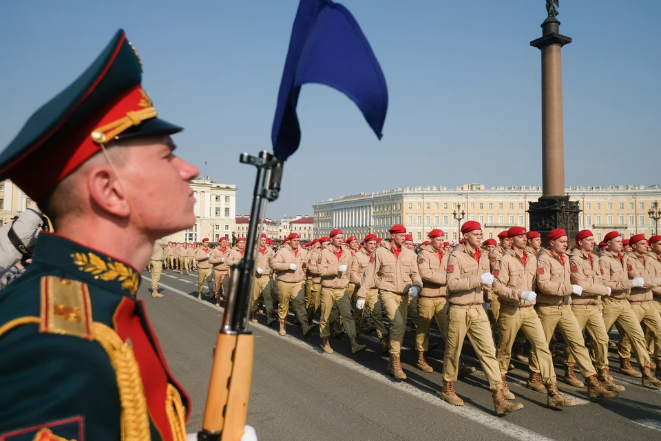 10 мая в петербурге. Репетиция парада 2023 в Санкт-Петербурге. Парад Победы на Дворцовой площади 2023. День Победы парад. 9 Мая парад Победы.