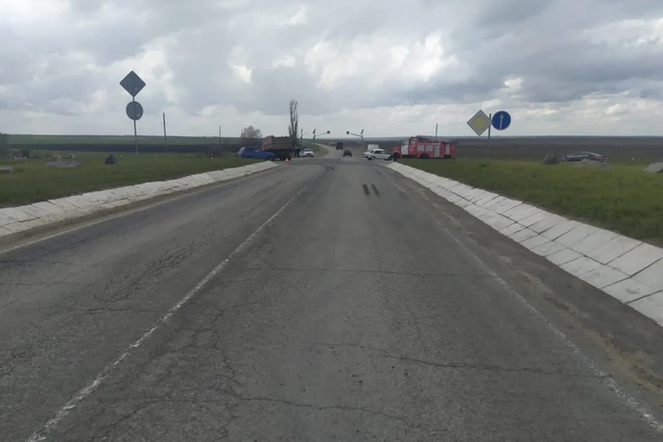 В ДТП пострадал водитель «ВАЗ», доставлен в больницу. Фото: УГИБДД по Ростовской области