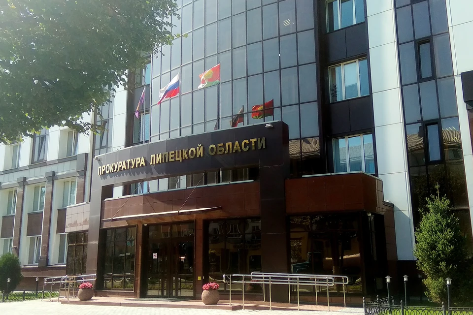 Под Липецком прокуратура через суд заставила фирму строить дом для многодетной семьи