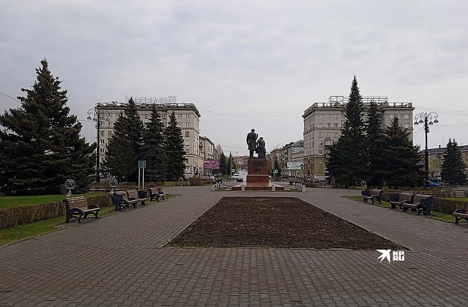 Ленты будут раздавать, в том числе, и на Театральной площади Нижнего Тагила