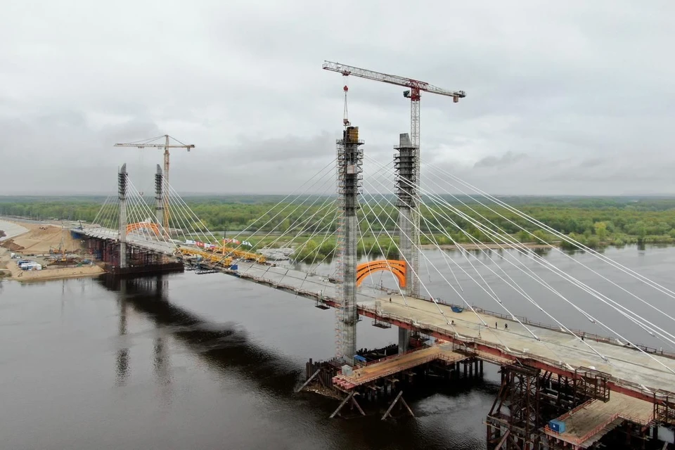 Строительство опор вантового моста через Оку на трассе М-12 завершилось в Нижегородской области. Фото: Бамтоннельстрой-мост