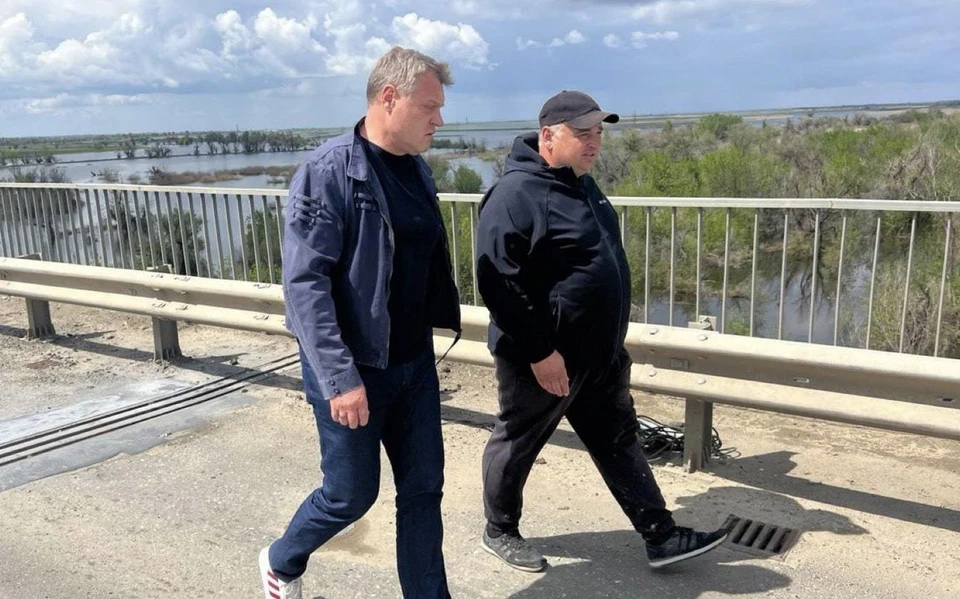 Губернатор Астраханской области посетил мост через Белый Ильмень