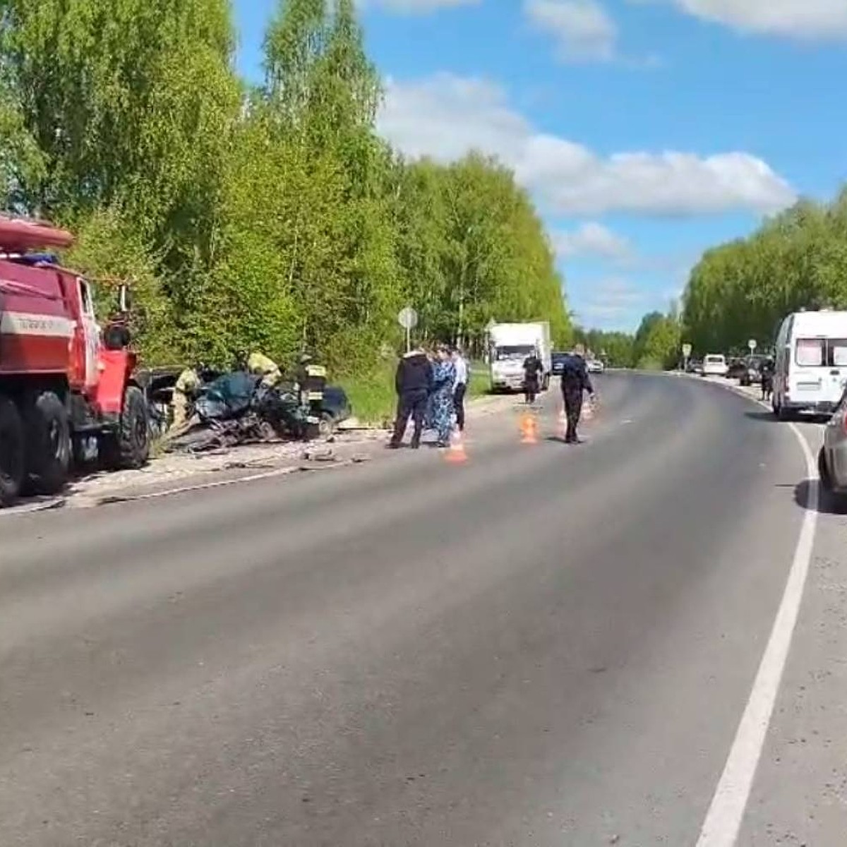 Гнал и не вписался в поворот: два человека разбились в жутком ДТП под  Нижним Новгородом - KP.RU