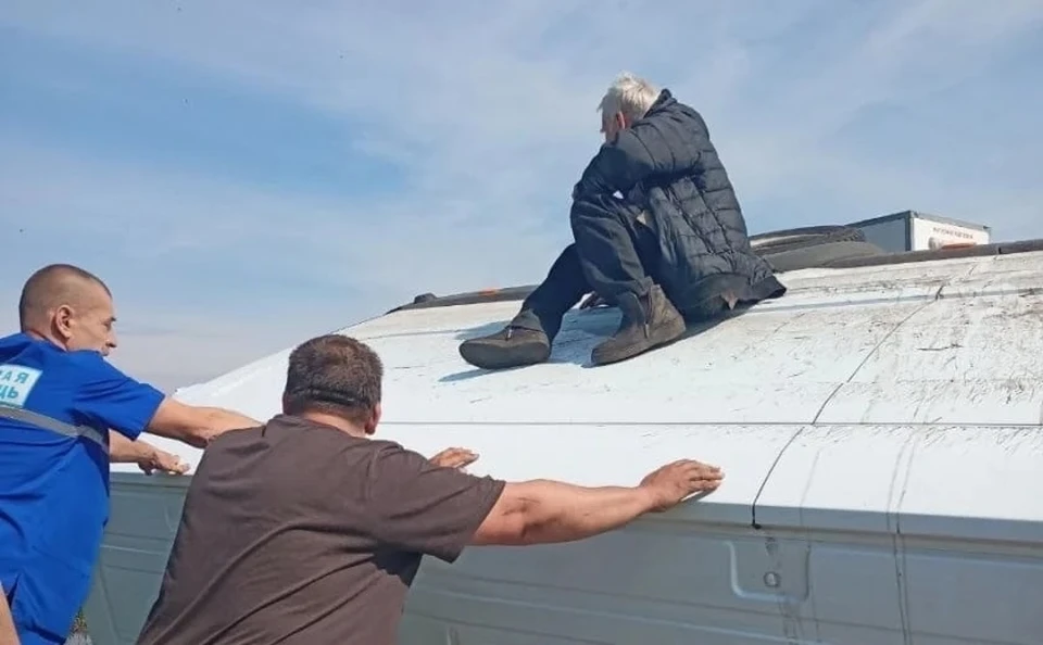 В Богородицком районе Тульской области пожилой водитель грузового автомобиля уснул за рулем и вылетел в кювет