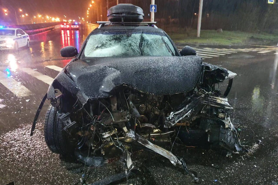Полиция Иркутска разыскивает водителя Infiniti FX35, устроившего ДТП с пострадавшими