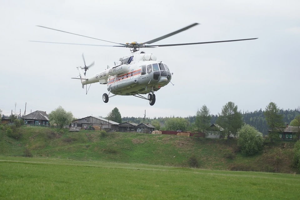 СМИ: Вертолет Ми-8 Хабаровского центра МЧС совершил аварийную посадку в Магадане