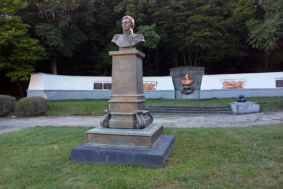 Мемориальный комплекс Кутузовский фонтан под Алуштой. Фото: Подслушано Алушта/Вконтакте