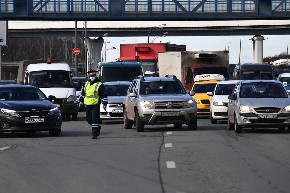 Автоэксперт объяснил, почему россияне стали реже получать водительские права