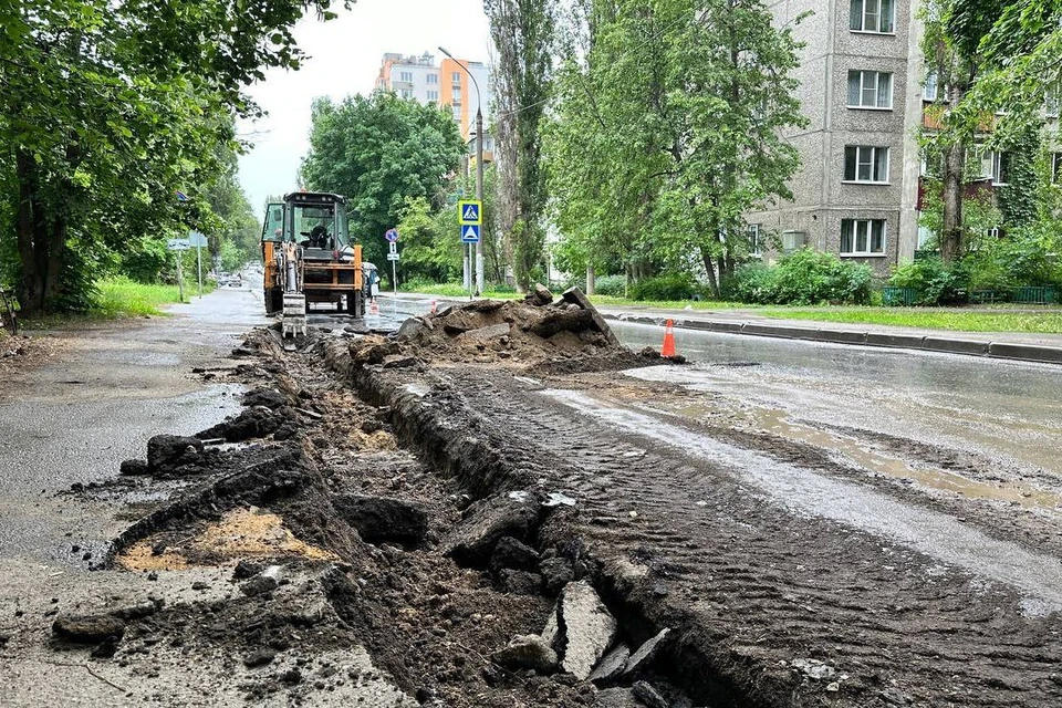 В Липецке на улице Семашко специалисты положат два слоя нового асфальта