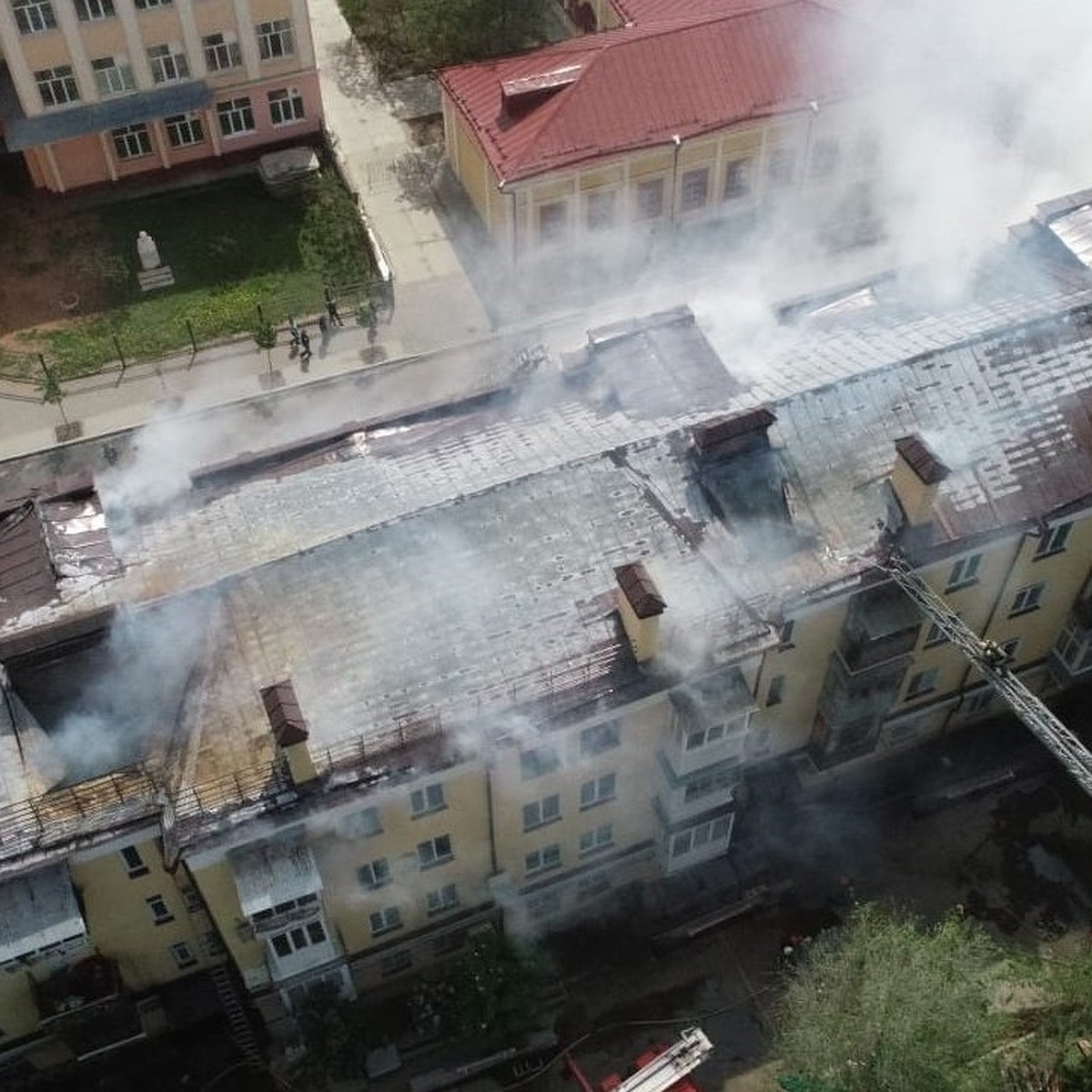 Пострадавшие при пожаре в доме на Горького в Оренбурге получат материальную  помощь - KP.RU