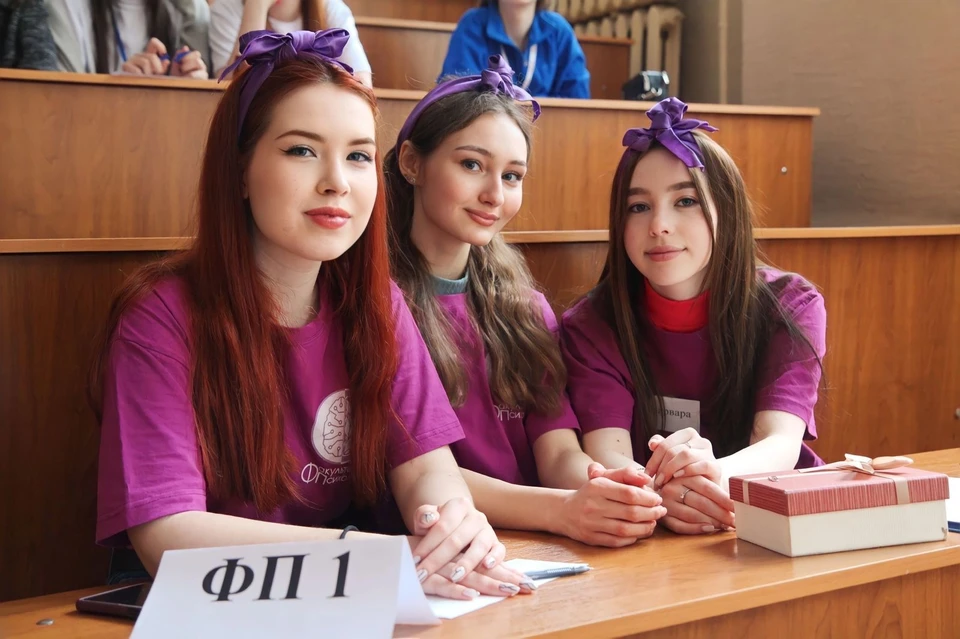 Студенты факультета психологии на олимпиаде. Фото: Пресс-центр НГПУ