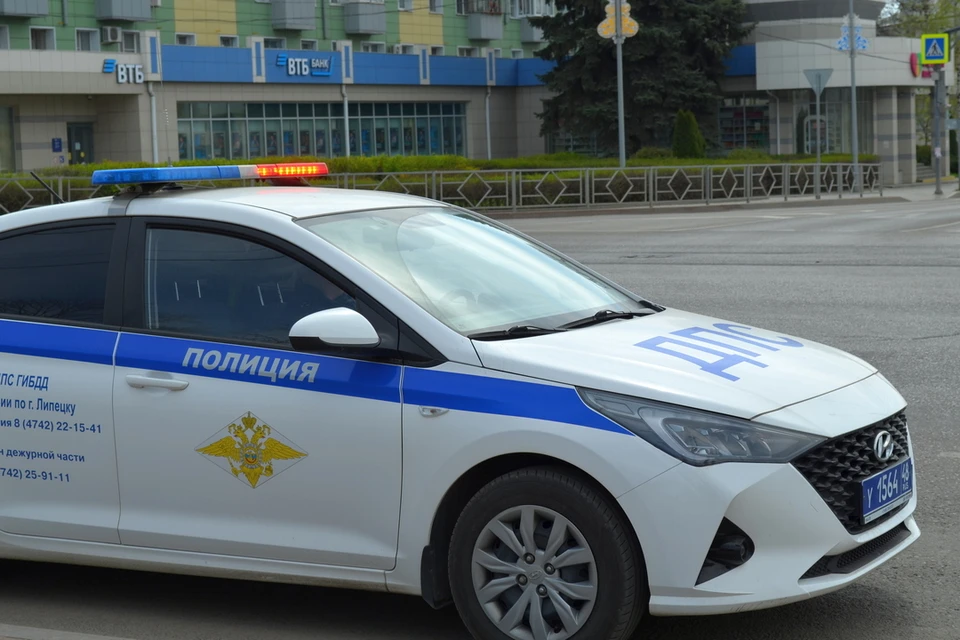 В Липецкой области в аварии пострадал 15-летний пассажир "Лады Калины"
