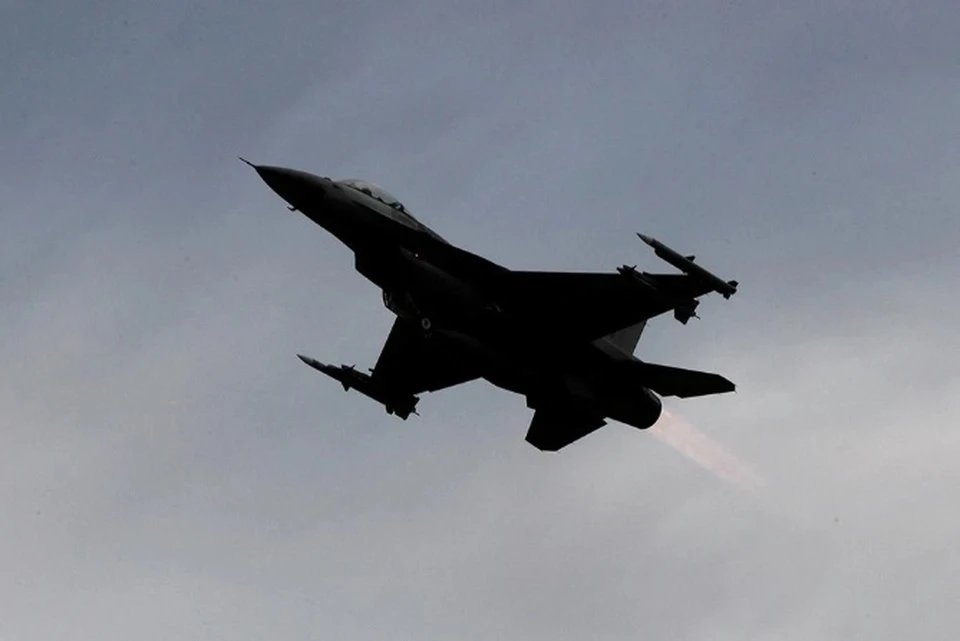 Глава МИД Украины Кулеба объяснил задержку поставок F-16 сложными техпроцессами