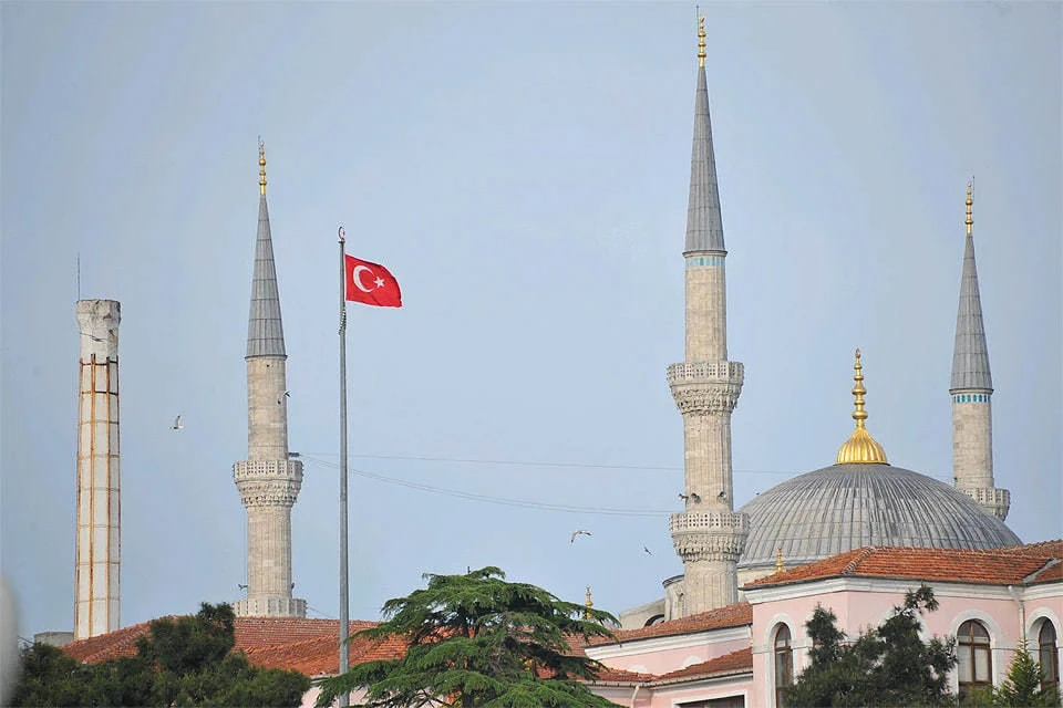 Экономист Эрчин: Турция подорожает для российских туристов из-за роста курса лиры