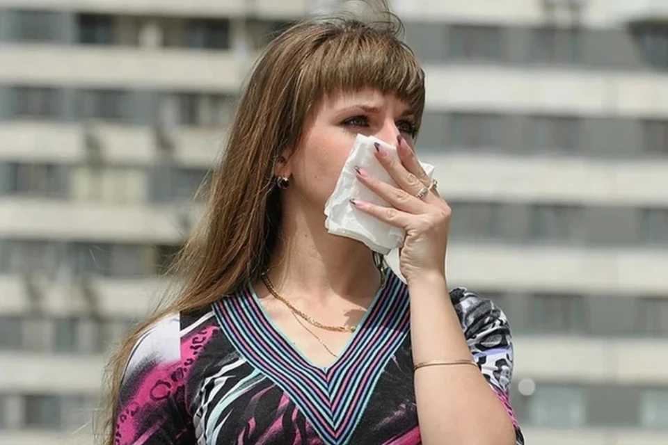Жители Якутска жалуются на едкий запах со свалки, тушение которой продолжается с 7 утра