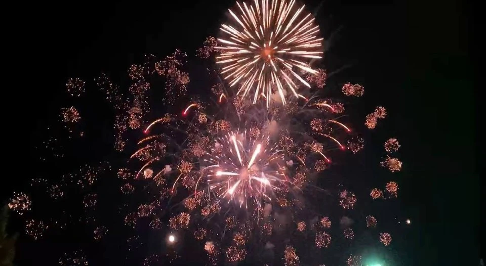 Афиша день города ульяновска. Афиша праздника день города. 375 лет. Ульяновск площадь города. День города в ульяновске 2024 году когда.