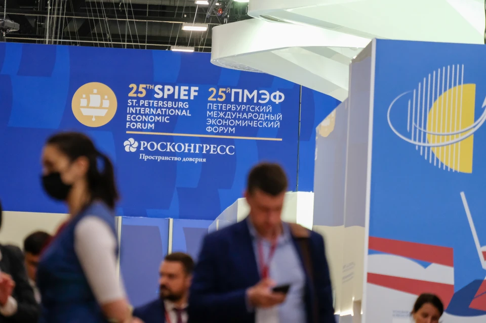 ЛДПР презентует нейросеть «Жириновский» в рамках ПМЭФ 15 июня.