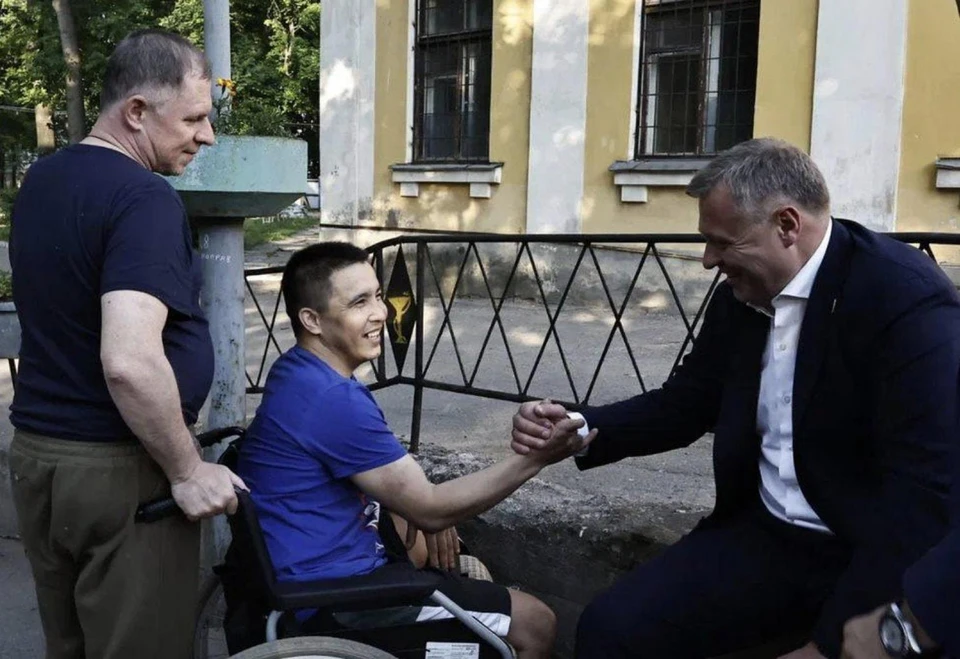 Игорь Бабушкин в Санкт-Петербурге навестил в госпитале астраханца – участника СВО