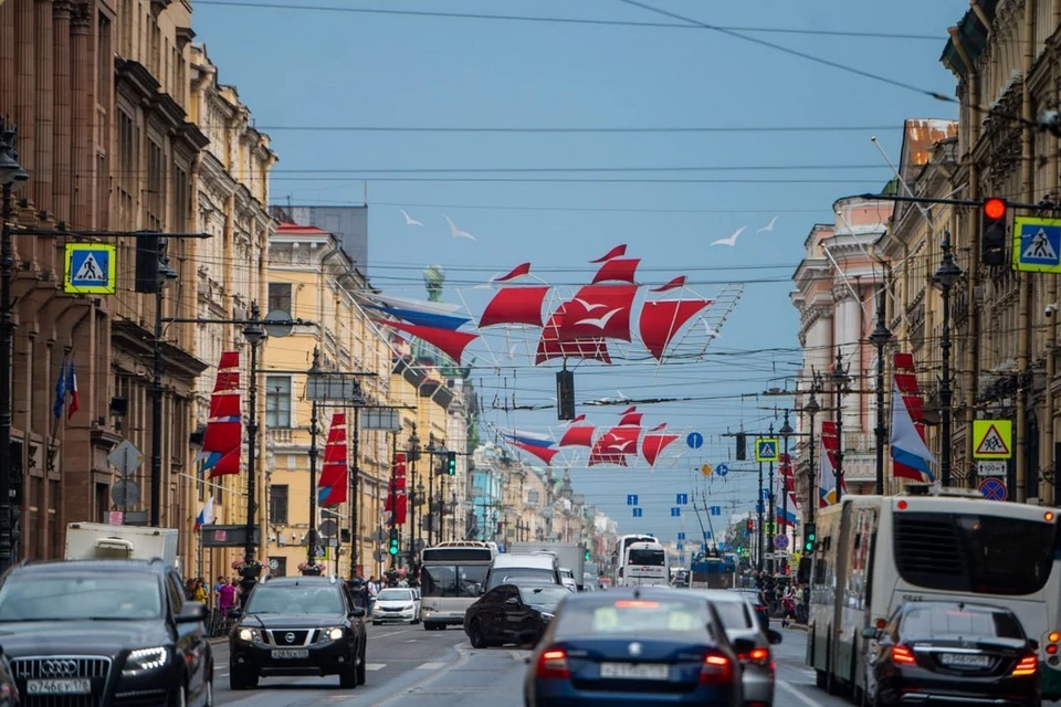 Улицы Петербурга преобразились в преддверии «Алых парусов» - KP.RU