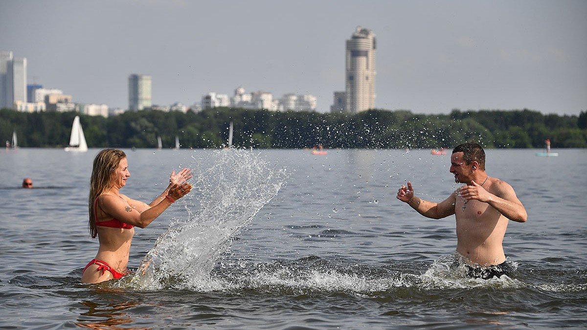 Веб-камера в НОВОПЕТРОВКЕ ― пляж и море ОНЛАЙН