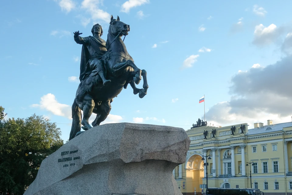 В патриотическом туризме Петербург только начинает продвигаться.