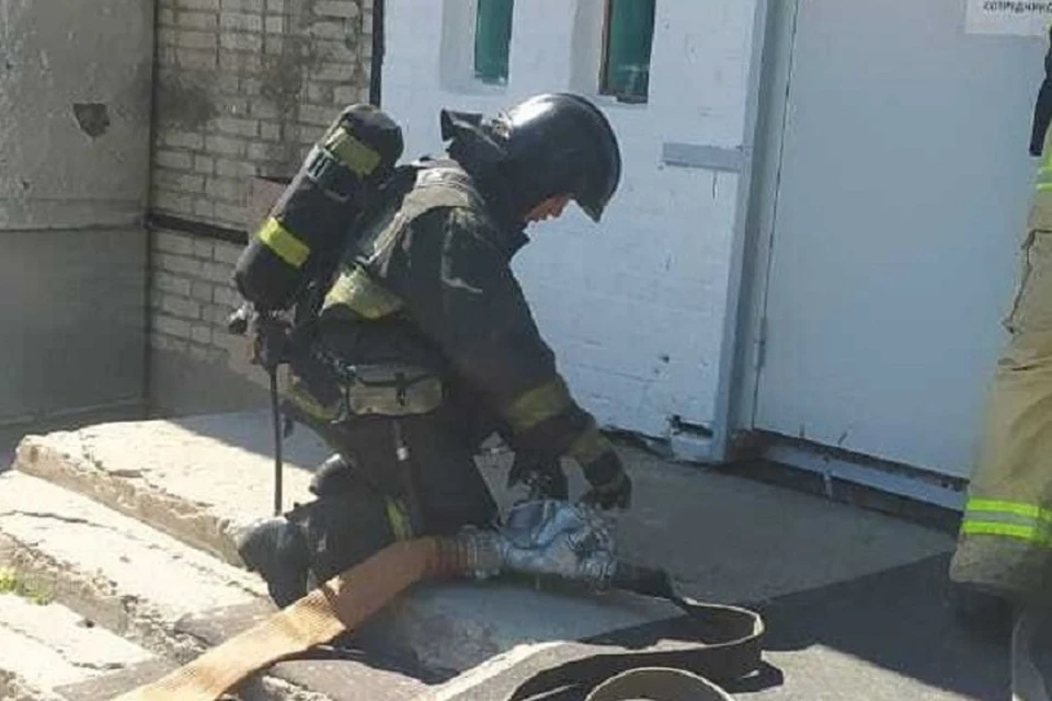 Пожар в больнице потушили спасатели Комсомольска-на-Амуре