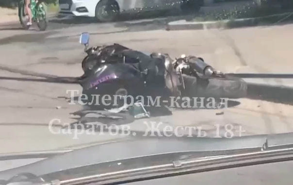 Кадры из телеграм-канала "Саратов. Жесть +18"