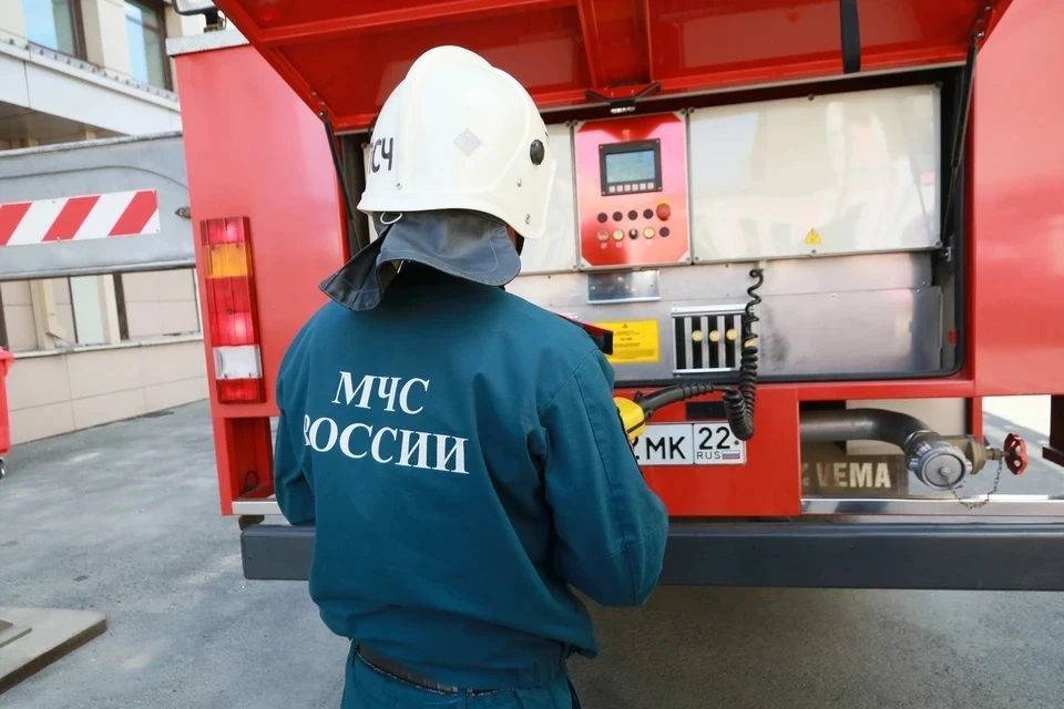 О пострадавших и причинах возгорания пока не известно
