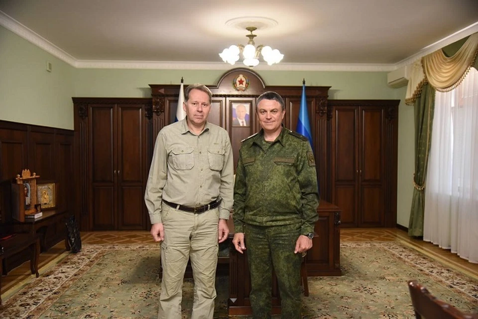 Пасечник и гендиректор Уралвагонзавода обсудили развитие промышленности ЛНР. Фото - Леонид Пасечник