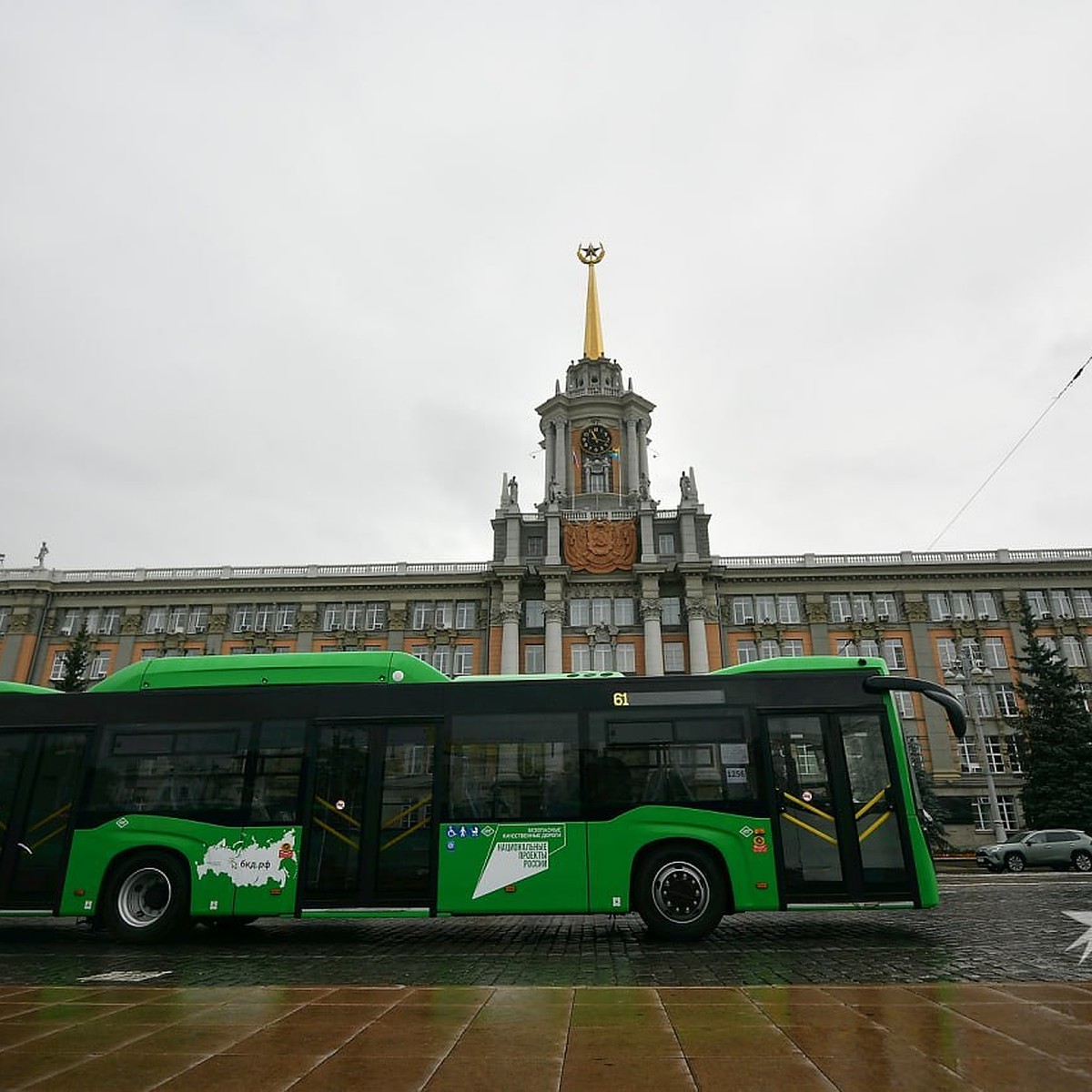 Мэрия планирует обновить 80% автобусов и запустить трамвай в Академический  к Новому году - KP.RU