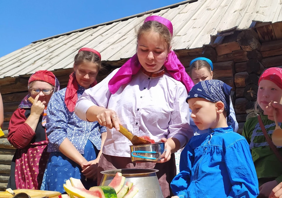 Участники фестиваля смогут попробовать казацкий суп. Фото: пресс-служба музея-заповедника «Аркаим»
