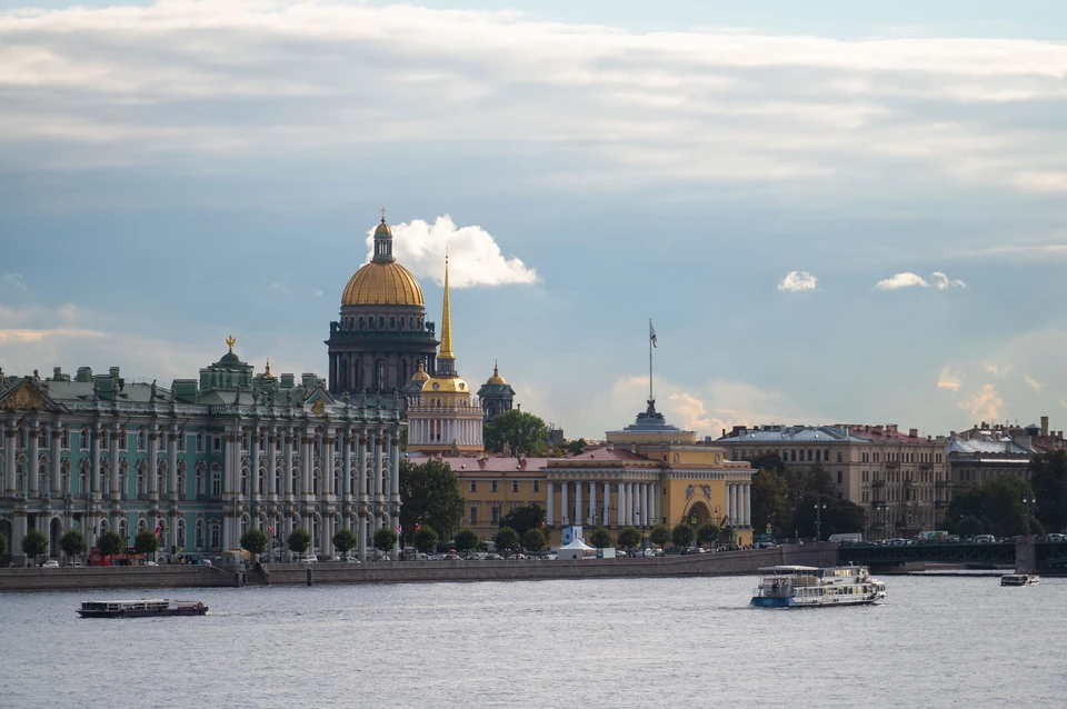Губернатор города заявил, что Петербург достойно проходит экономическую трансформацию, невзирая на внешние факторы.