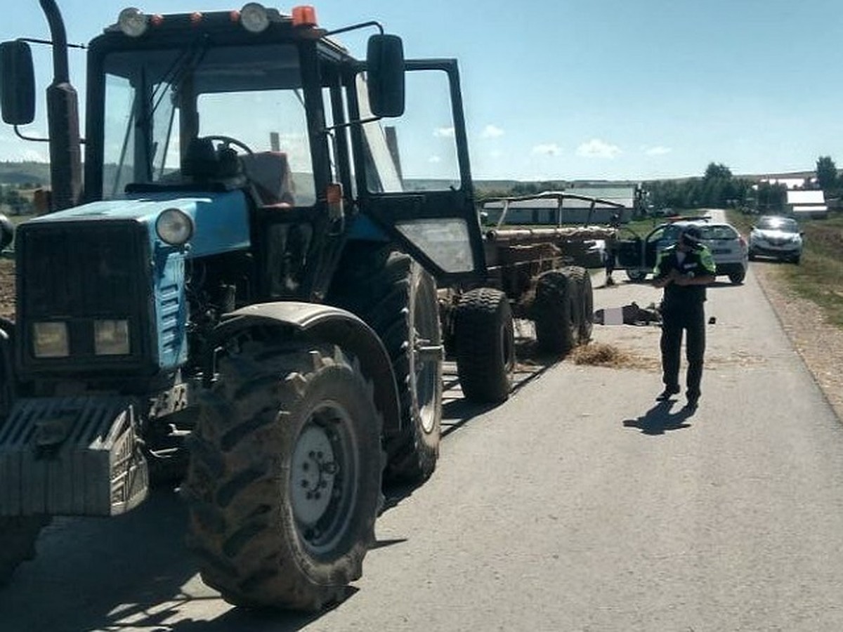 В Татарстане велосипедист попал под колеса трактора и был насмерть  раздавлен - KP.RU