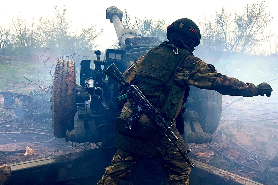 С 24 февраля 2022 года российские военные проводят на Украине спецоперацию по денацификации и демилитаризации страны.